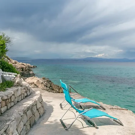 Apartment By The Sea Cove Donja Kruscica - Donja Krusica, Solta - 11146 Grohote